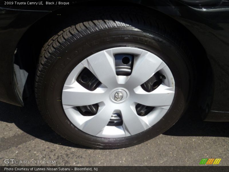 Black / Bisque 2009 Toyota Camry LE