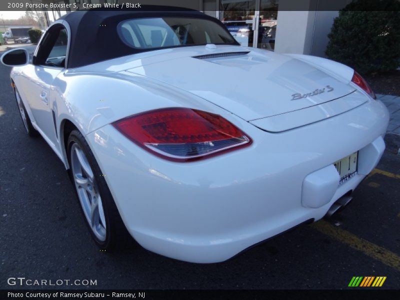 Cream White / Black 2009 Porsche Boxster S