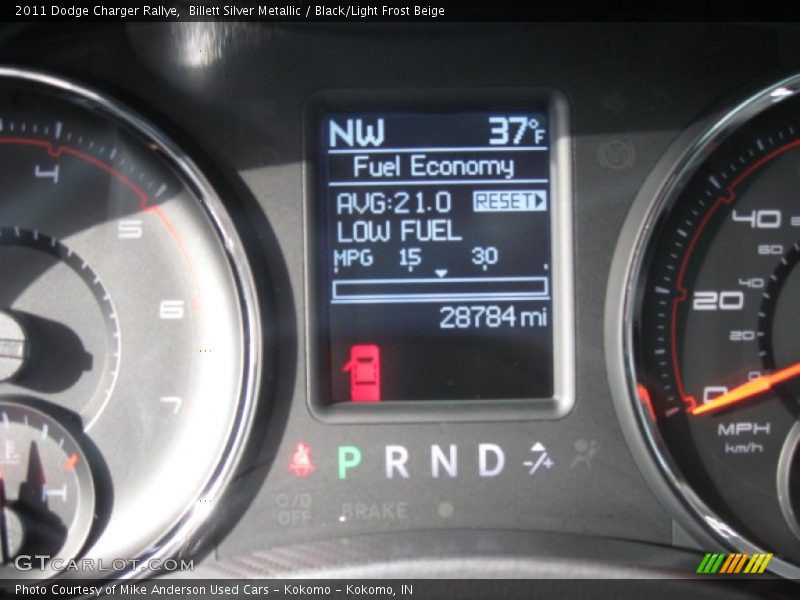 Billett Silver Metallic / Black/Light Frost Beige 2011 Dodge Charger Rallye