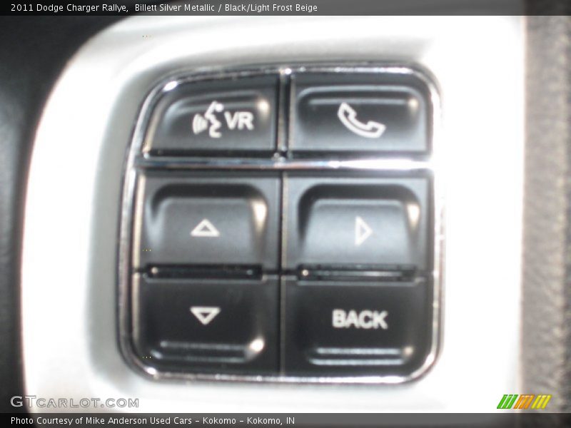 Billett Silver Metallic / Black/Light Frost Beige 2011 Dodge Charger Rallye
