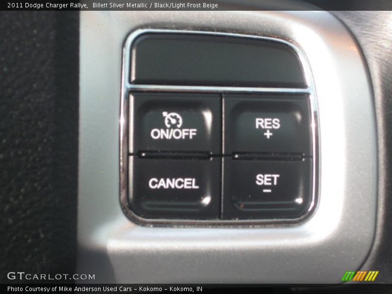 Billett Silver Metallic / Black/Light Frost Beige 2011 Dodge Charger Rallye