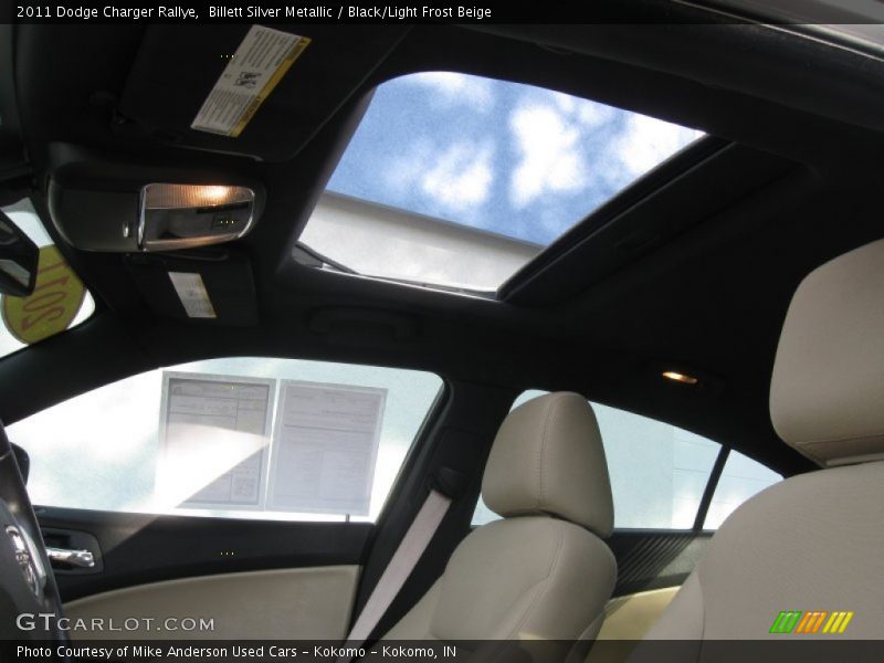 Billett Silver Metallic / Black/Light Frost Beige 2011 Dodge Charger Rallye
