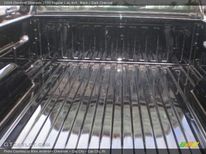 Black / Dark Charcoal 2004 Chevrolet Silverado 1500 Regular Cab 4x4