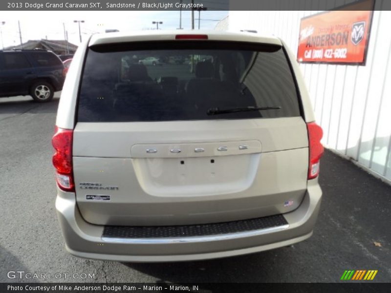 Sandstone / Black/Light Graystone 2013 Dodge Grand Caravan SXT