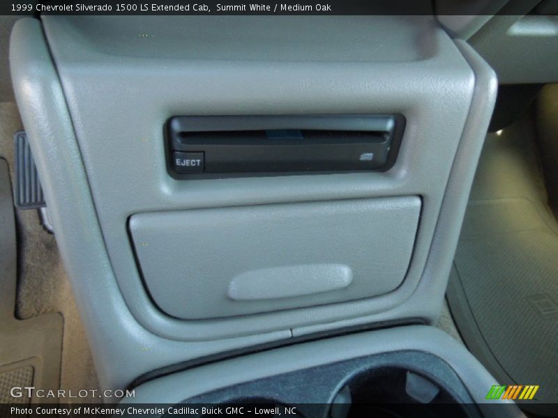 Summit White / Medium Oak 1999 Chevrolet Silverado 1500 LS Extended Cab