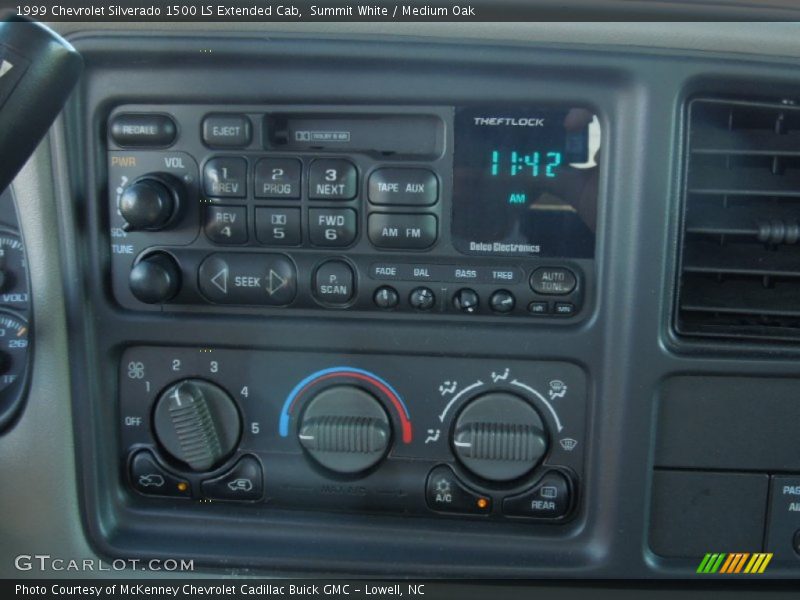 Summit White / Medium Oak 1999 Chevrolet Silverado 1500 LS Extended Cab