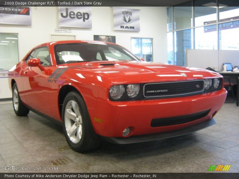 TorRed / Dark Slate Gray 2009 Dodge Challenger R/T