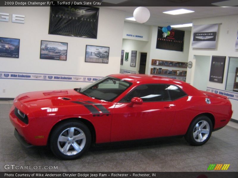 TorRed / Dark Slate Gray 2009 Dodge Challenger R/T