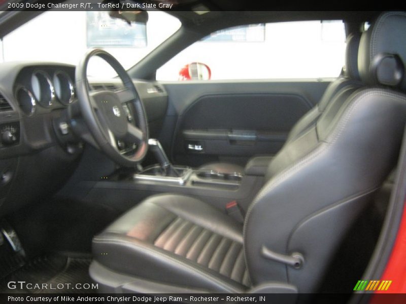 TorRed / Dark Slate Gray 2009 Dodge Challenger R/T