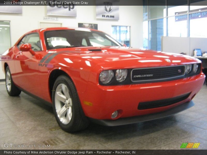 TorRed / Dark Slate Gray 2009 Dodge Challenger R/T