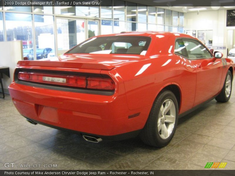 TorRed / Dark Slate Gray 2009 Dodge Challenger R/T