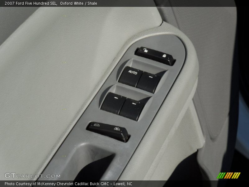 Oxford White / Shale 2007 Ford Five Hundred SEL