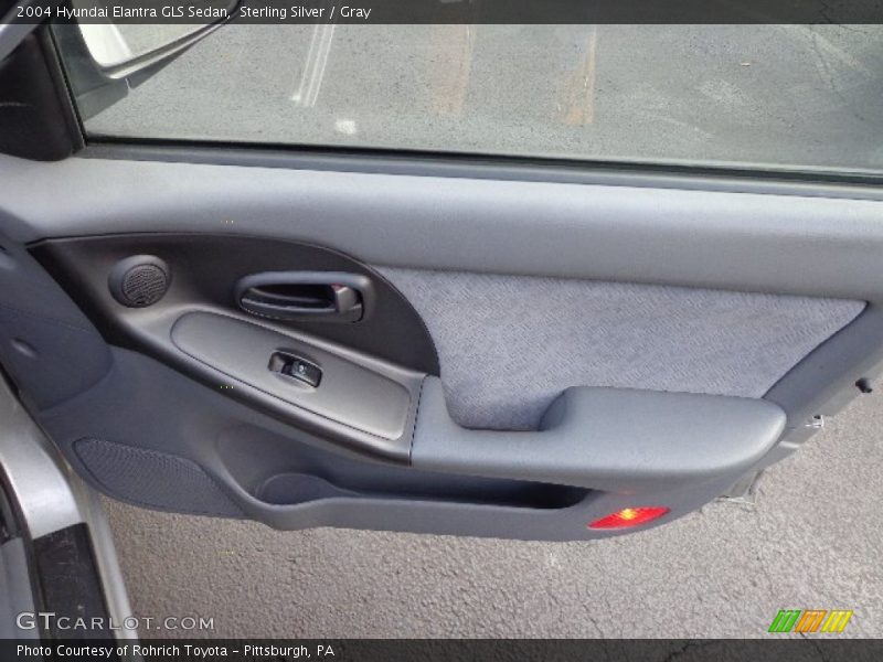 Sterling Silver / Gray 2004 Hyundai Elantra GLS Sedan