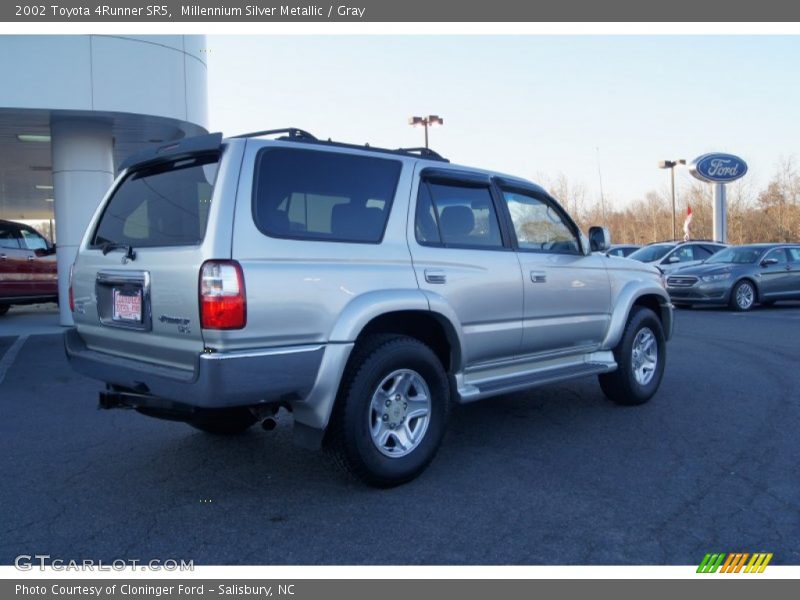 Millennium Silver Metallic / Gray 2002 Toyota 4Runner SR5