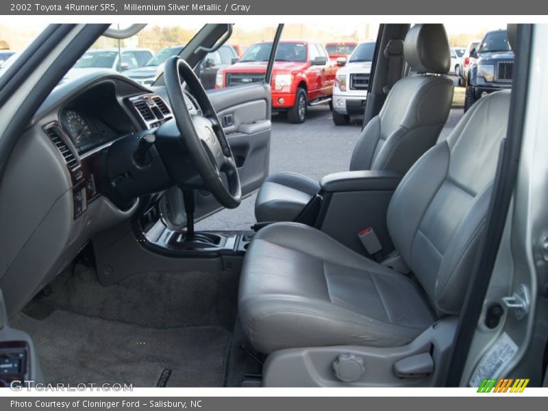 Millennium Silver Metallic / Gray 2002 Toyota 4Runner SR5