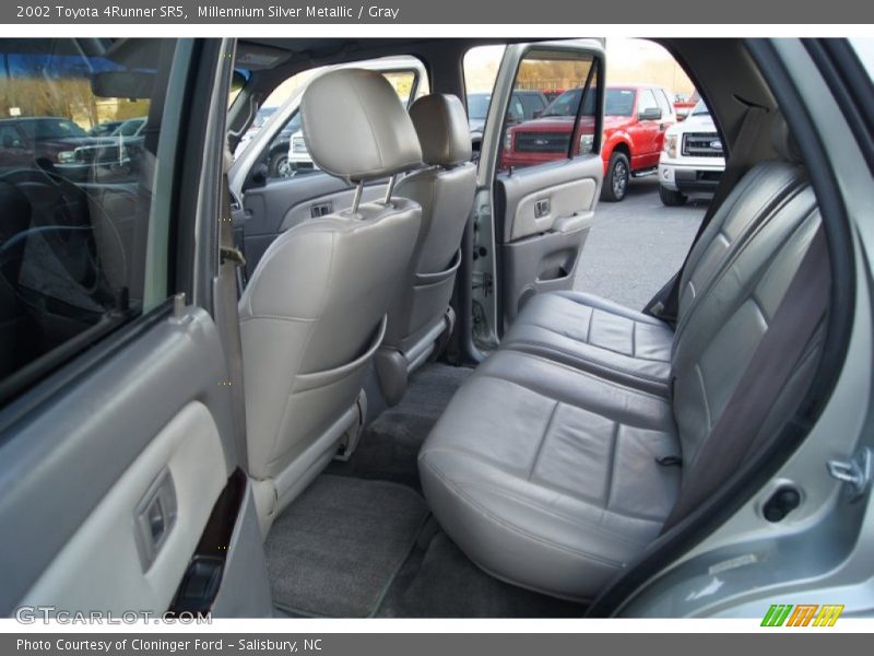 Millennium Silver Metallic / Gray 2002 Toyota 4Runner SR5