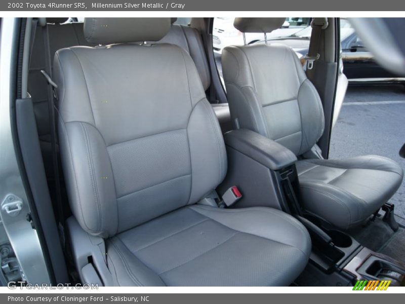 Millennium Silver Metallic / Gray 2002 Toyota 4Runner SR5