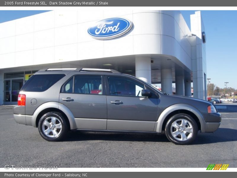 Dark Shadow Grey Metallic / Shale 2005 Ford Freestyle SEL