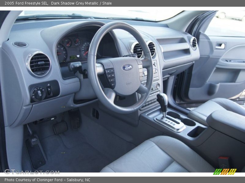 Dark Shadow Grey Metallic / Shale 2005 Ford Freestyle SEL
