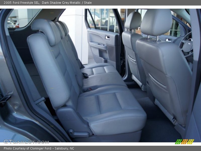 Dark Shadow Grey Metallic / Shale 2005 Ford Freestyle SEL