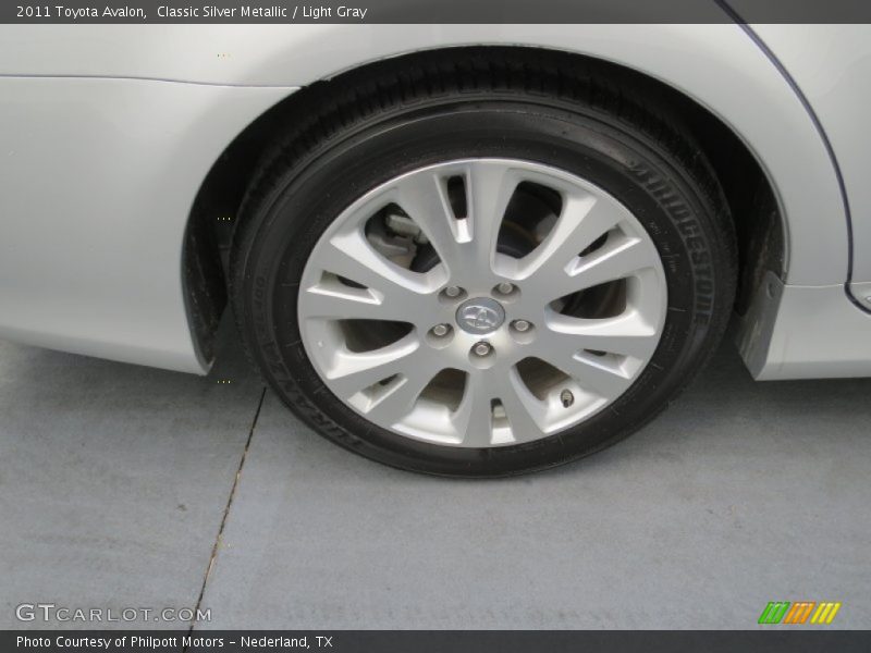 Classic Silver Metallic / Light Gray 2011 Toyota Avalon