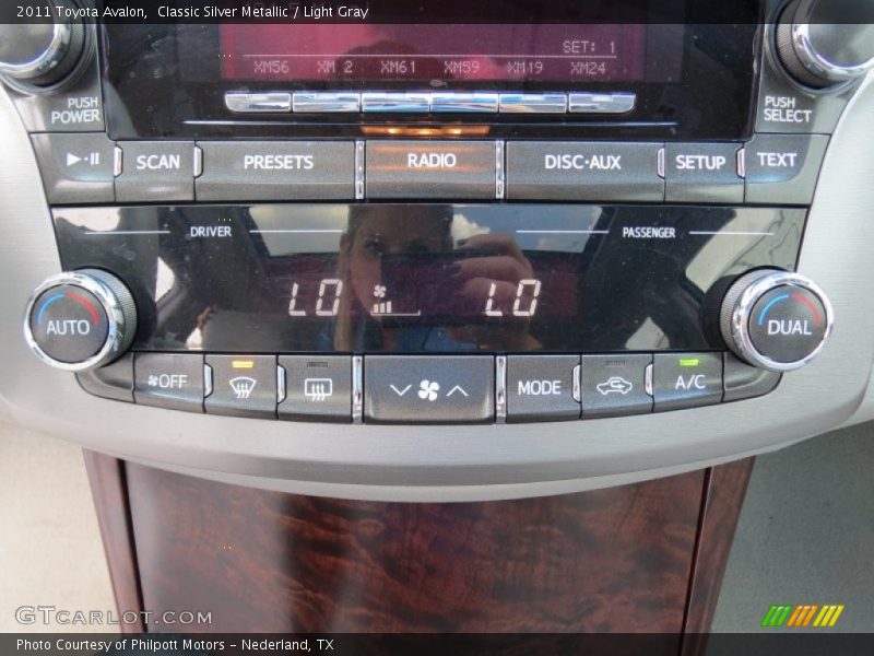 Classic Silver Metallic / Light Gray 2011 Toyota Avalon