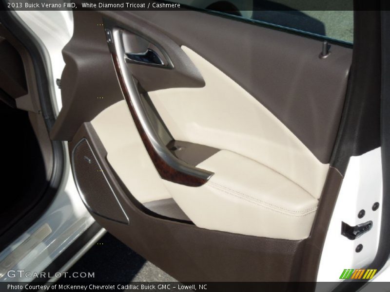 White Diamond Tricoat / Cashmere 2013 Buick Verano FWD