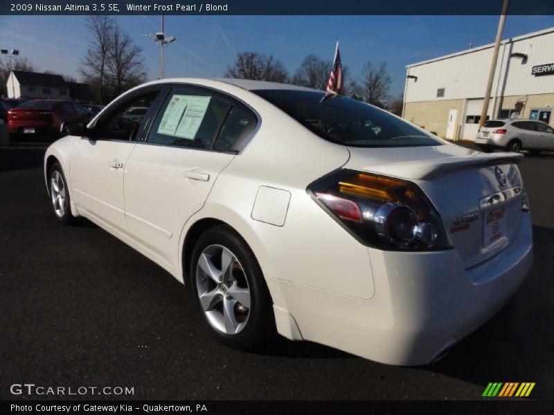 Winter Frost Pearl / Blond 2009 Nissan Altima 3.5 SE