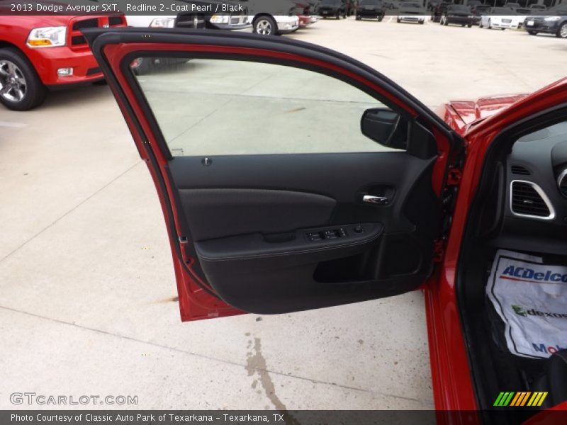 Redline 2-Coat Pearl / Black 2013 Dodge Avenger SXT
