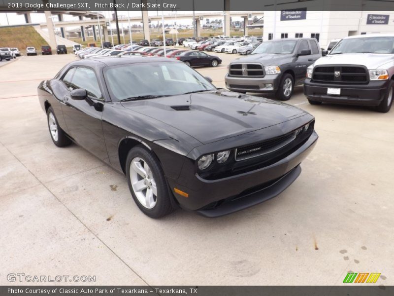 Pitch Black / Dark Slate Gray 2013 Dodge Challenger SXT
