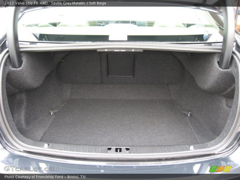  2013 S60 T6 AWD Trunk