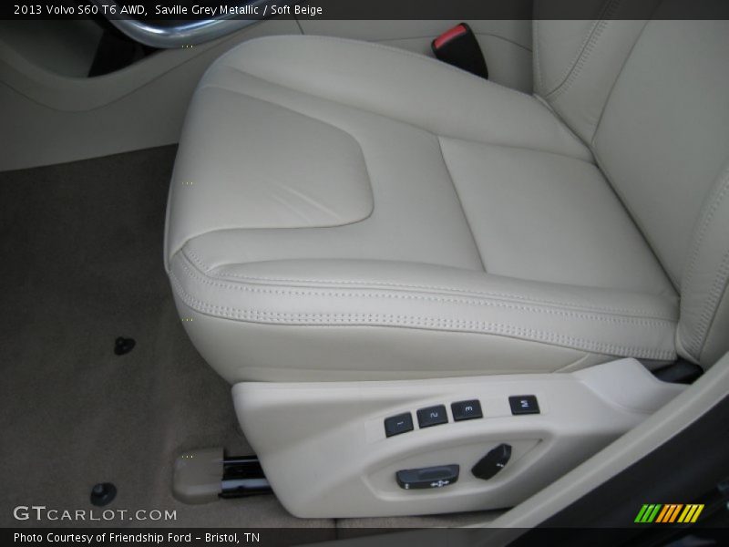 Front Seat of 2013 S60 T6 AWD