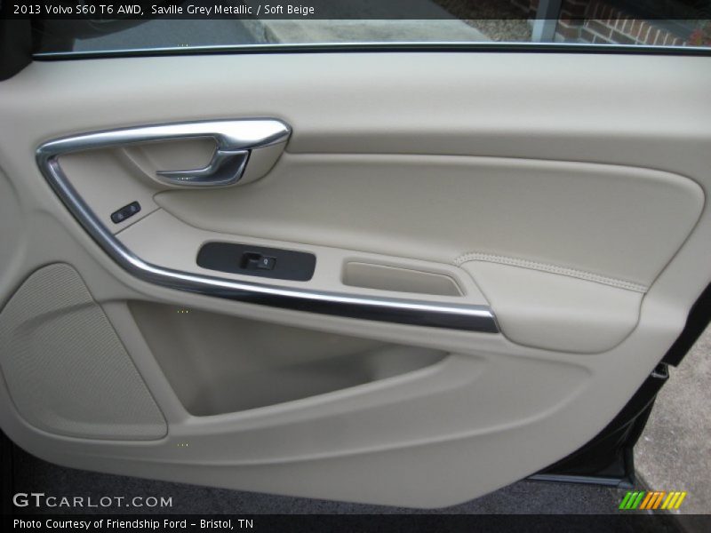 Door Panel of 2013 S60 T6 AWD