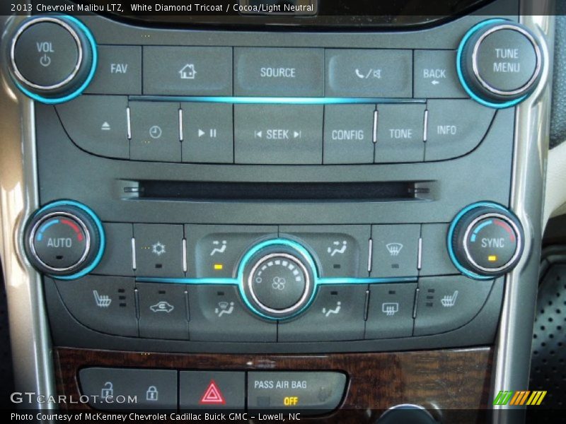 White Diamond Tricoat / Cocoa/Light Neutral 2013 Chevrolet Malibu LTZ