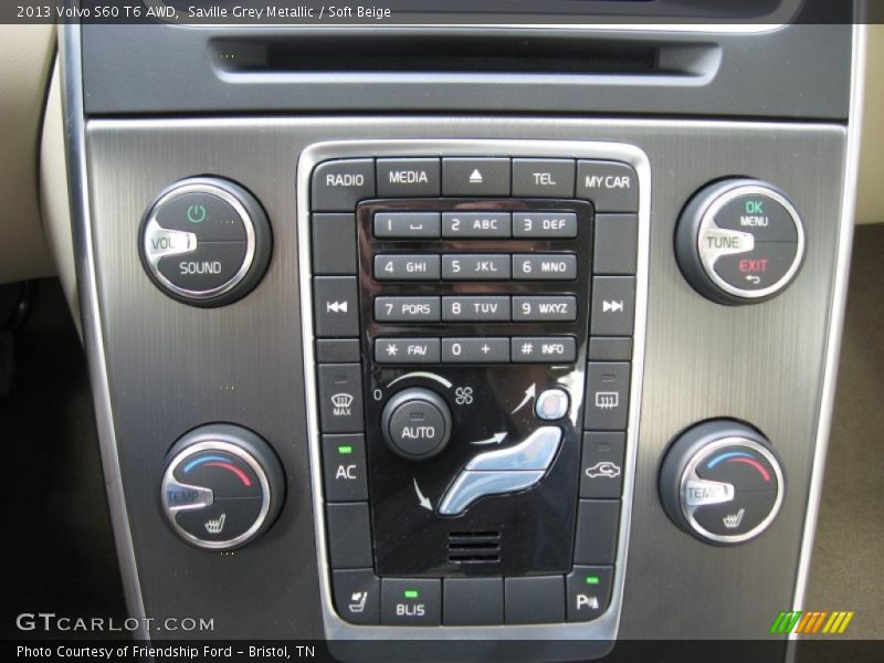 Controls of 2013 S60 T6 AWD