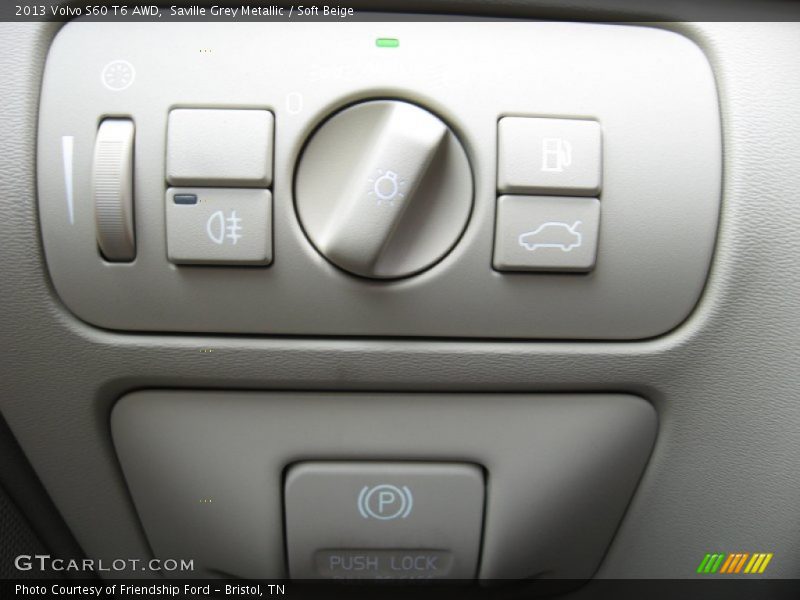 Controls of 2013 S60 T6 AWD