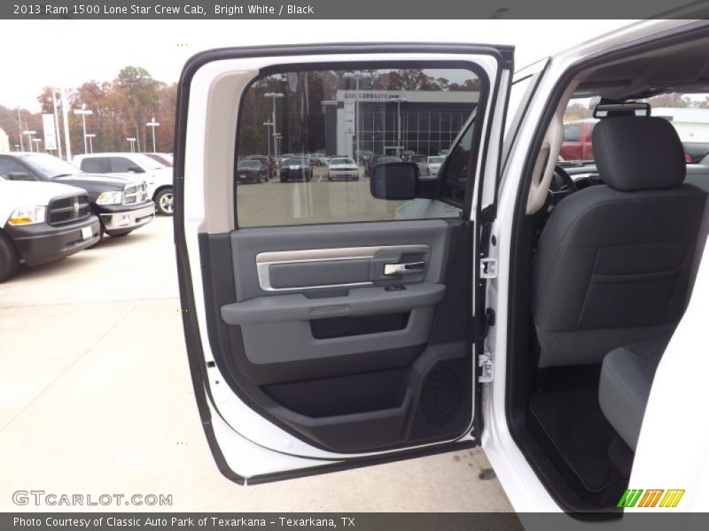 Bright White / Black 2013 Ram 1500 Lone Star Crew Cab