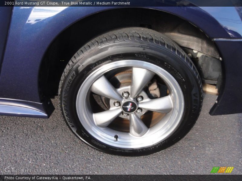  2001 Mustang GT Coupe Wheel