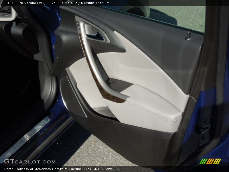 Luxo Blue Metallic / Medium Titanium 2013 Buick Verano FWD