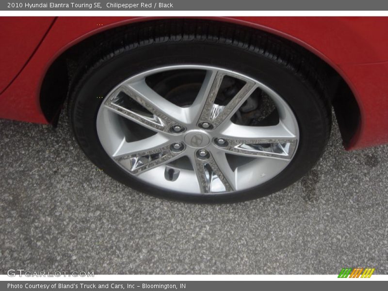 Chilipepper Red / Black 2010 Hyundai Elantra Touring SE