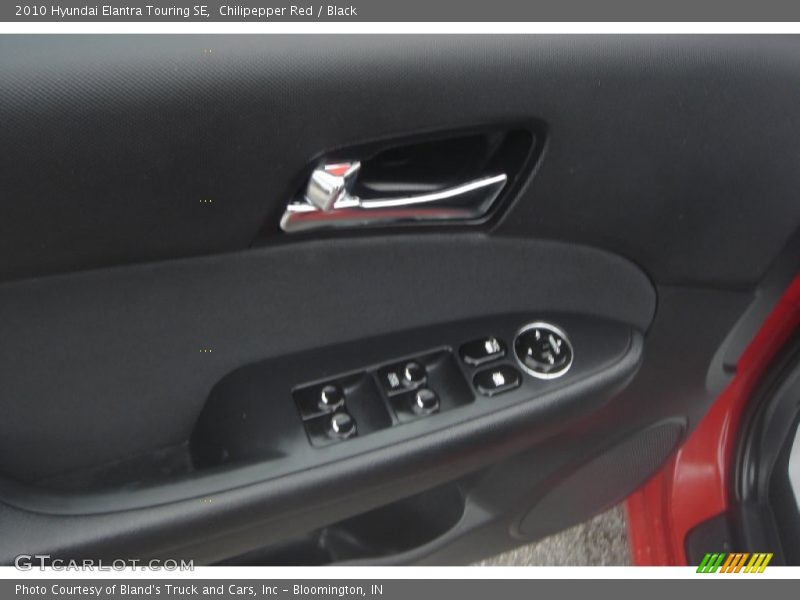 Chilipepper Red / Black 2010 Hyundai Elantra Touring SE