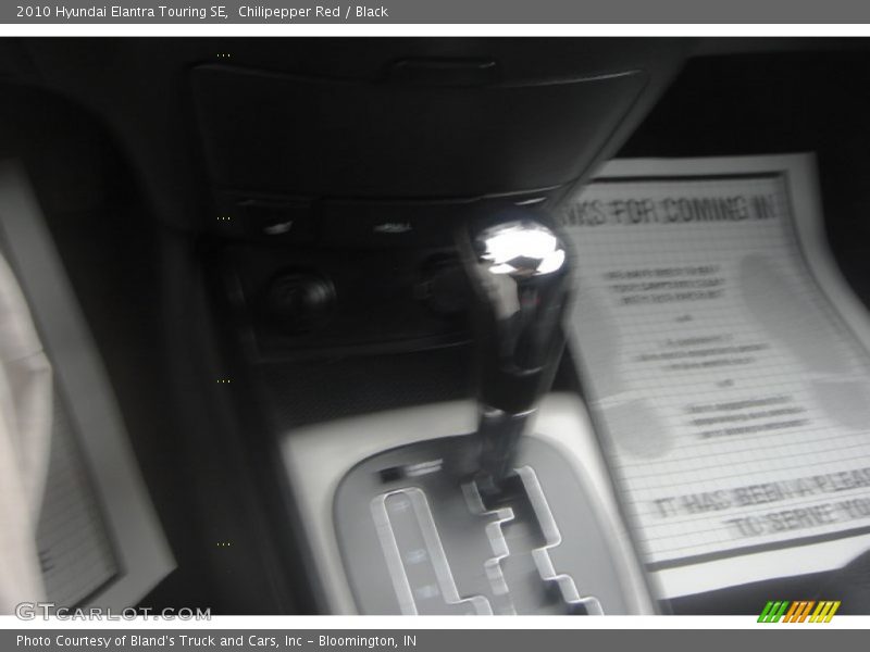 Chilipepper Red / Black 2010 Hyundai Elantra Touring SE