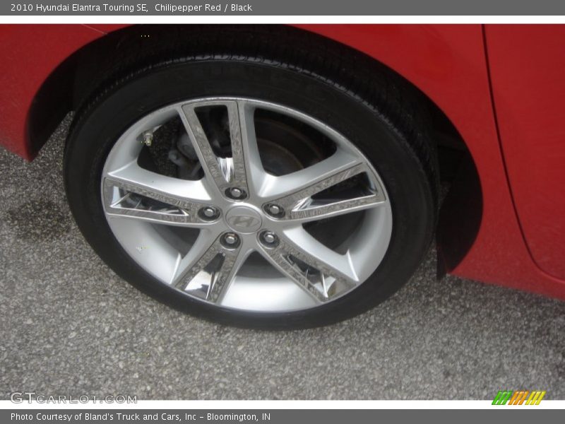 Chilipepper Red / Black 2010 Hyundai Elantra Touring SE