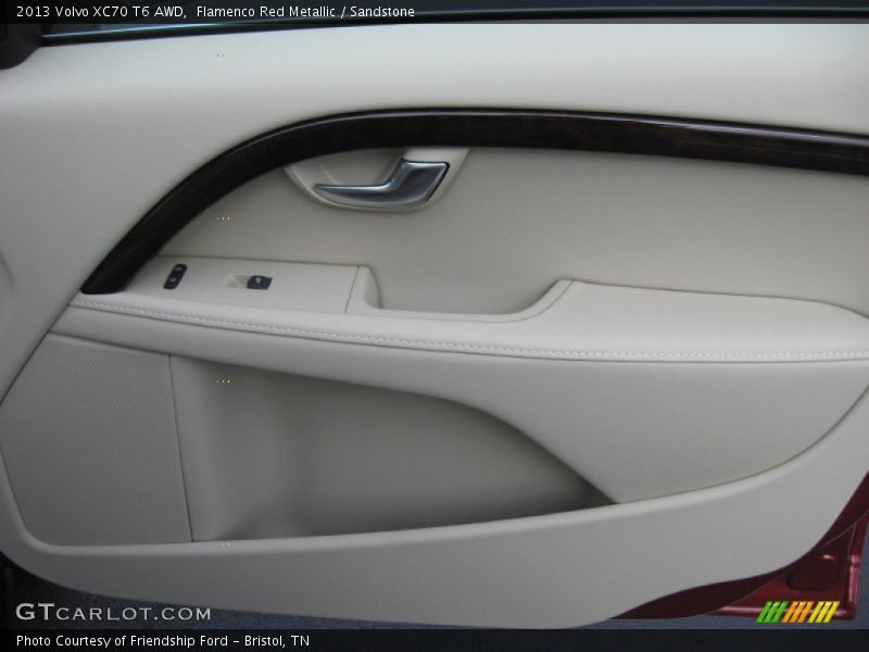 Door Panel of 2013 XC70 T6 AWD