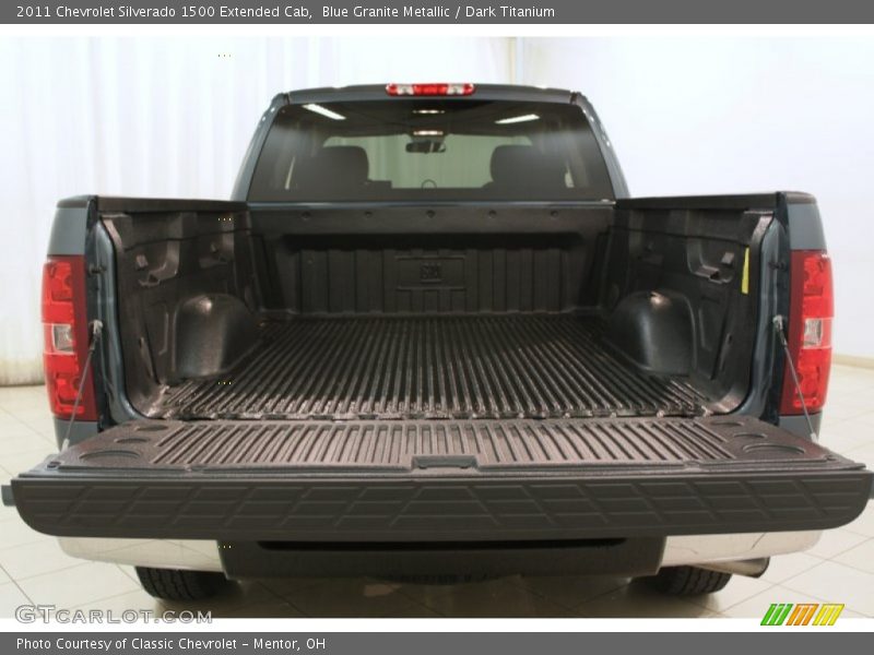  2011 Silverado 1500 Extended Cab Trunk