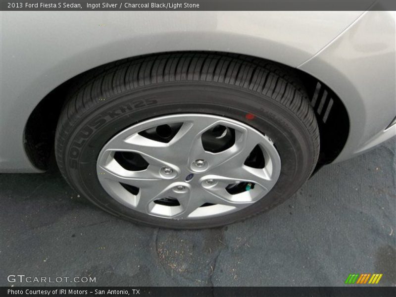 Ingot Silver / Charcoal Black/Light Stone 2013 Ford Fiesta S Sedan
