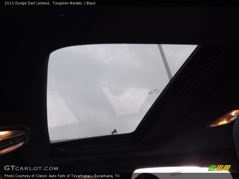 Sunroof of 2013 Dart Limited