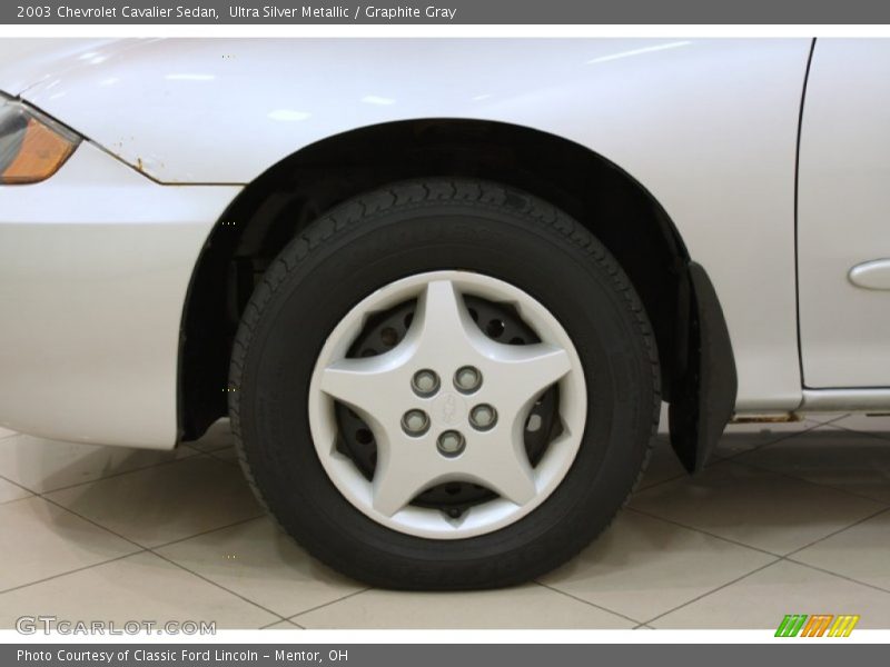 Ultra Silver Metallic / Graphite Gray 2003 Chevrolet Cavalier Sedan
