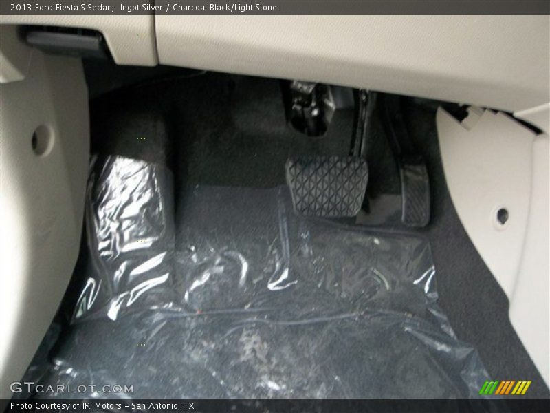 Ingot Silver / Charcoal Black/Light Stone 2013 Ford Fiesta S Sedan