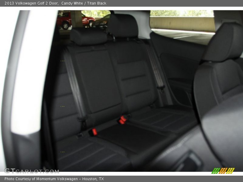 Candy White / Titan Black 2013 Volkswagen Golf 2 Door